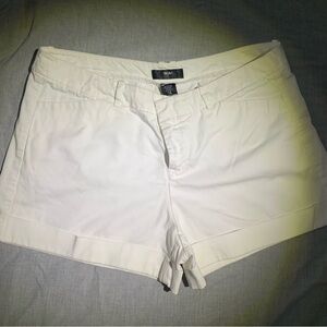 white low Rise shorts Womens Bermuda  Stretch, cuff | Mossimo Size 14 fit 3
